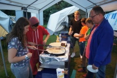 Crêpes zum Lagerfeuer.