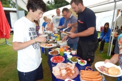 Alles nimmt sich von dem Brunch